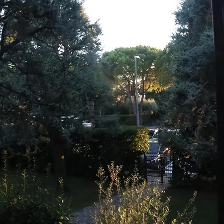 Monika 12 Beatrice 公寓 巴多利诺