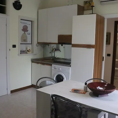 Monika 12 Beatrice *