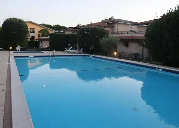 Monika 12 Beatrice *