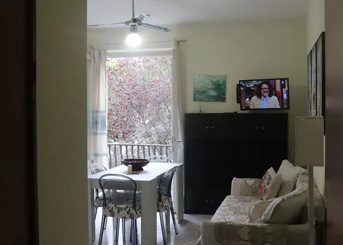 Monika 12 Beatrice アパート *