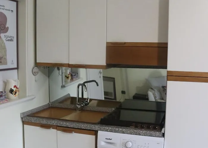 Monika 12 Beatrice *