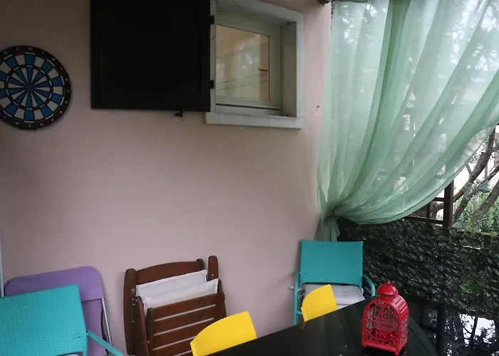 Monika 12 Beatrice *