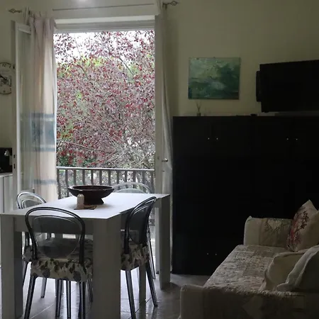 Monika 12 Beatrice * Μπαρντολίνο